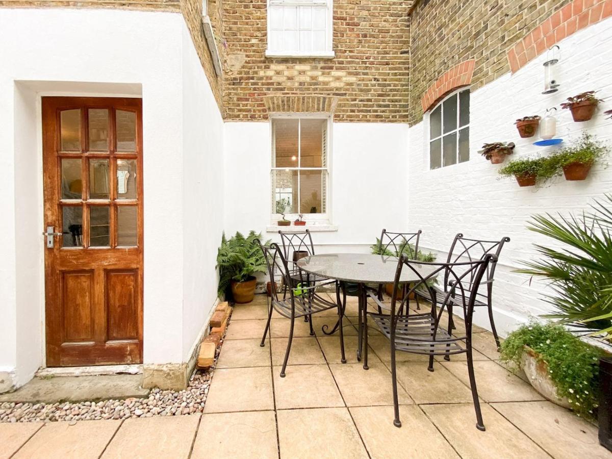 Pass The Keys Garden Apartment In Stockwell London Kültér fotó