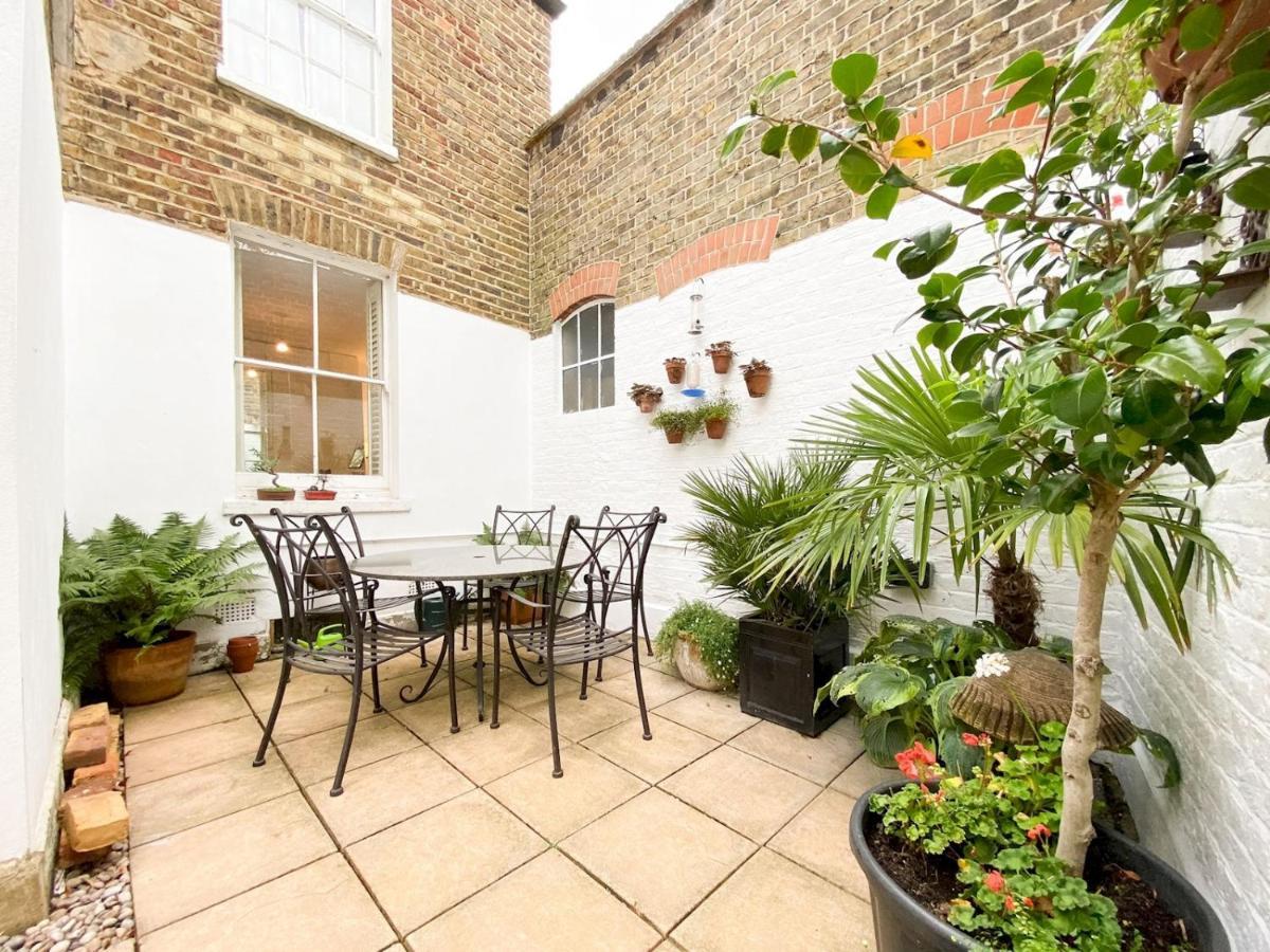Pass The Keys Garden Apartment In Stockwell London Kültér fotó