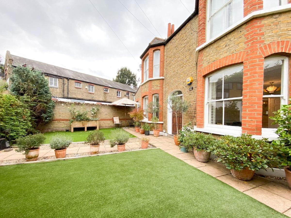 Pass The Keys Garden Apartment In Stockwell London Kültér fotó