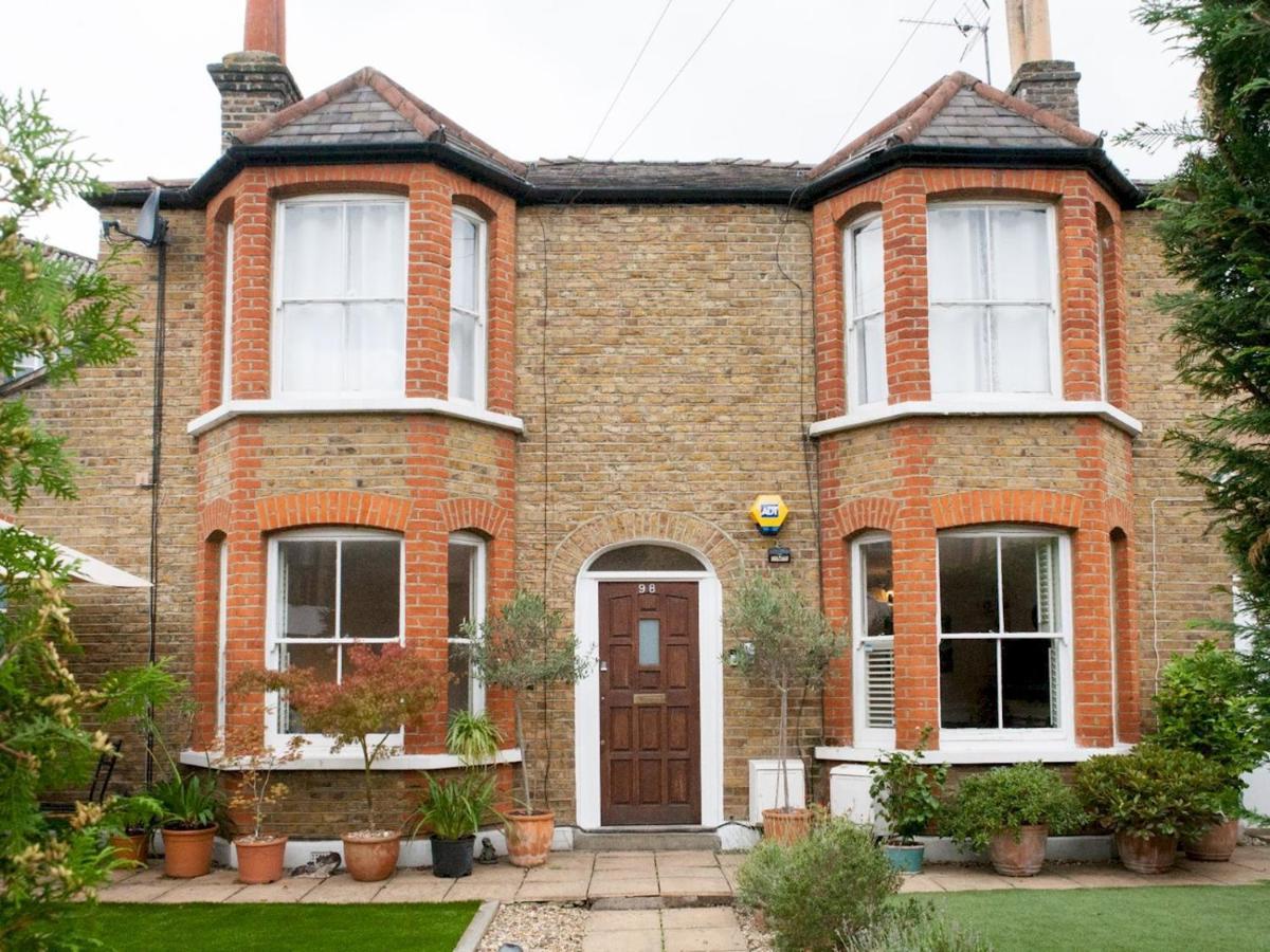 Pass The Keys Garden Apartment In Stockwell London Kültér fotó