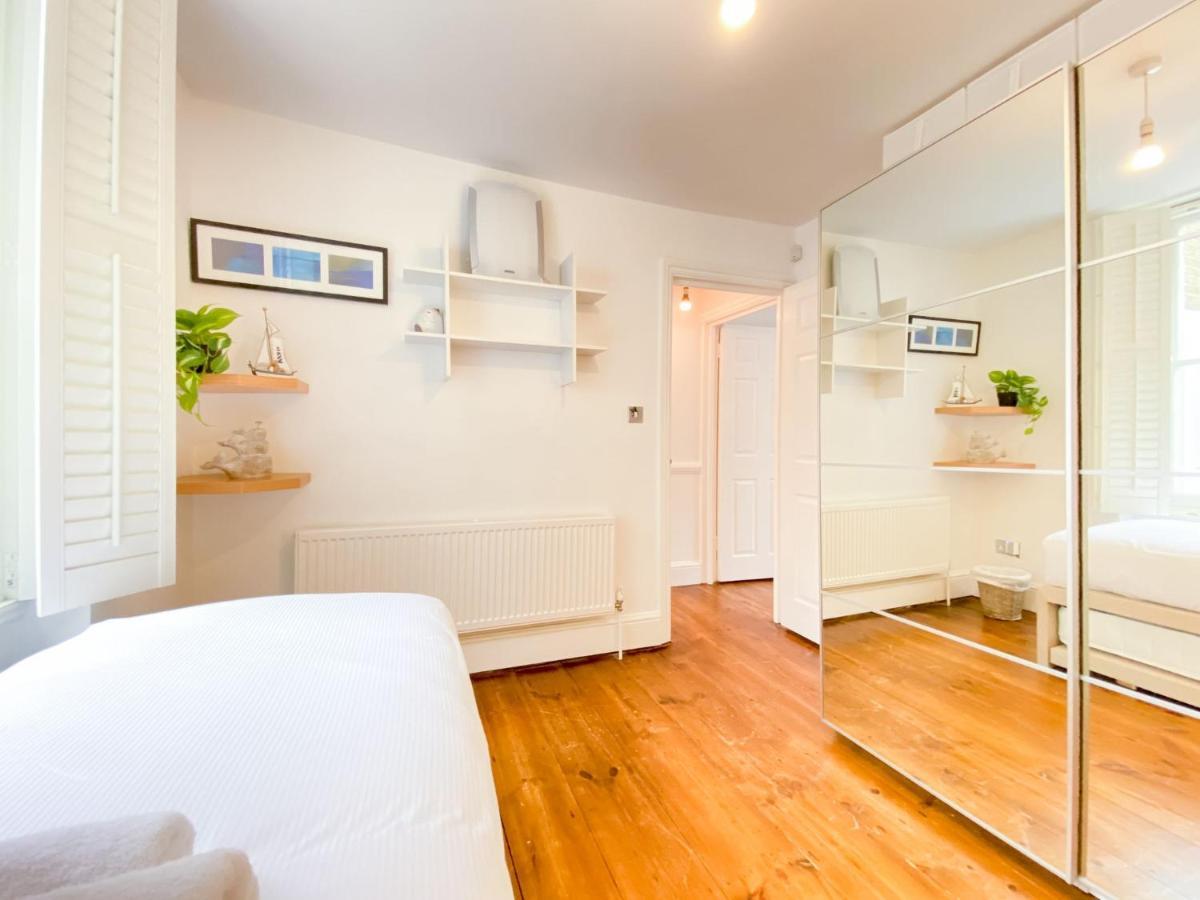 Pass The Keys Garden Apartment In Stockwell London Kültér fotó